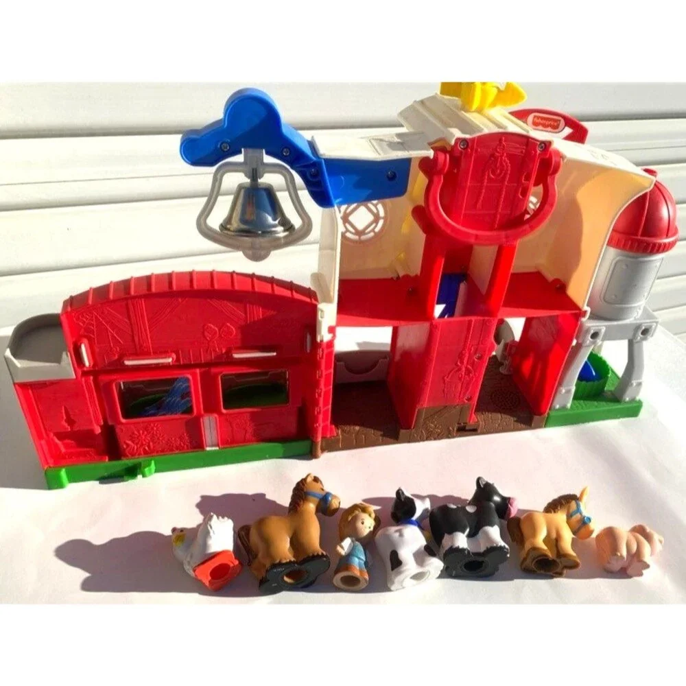 Fisher-Price Little People Stages Red Farm Playset W Sound & Lights + 7 Figures!